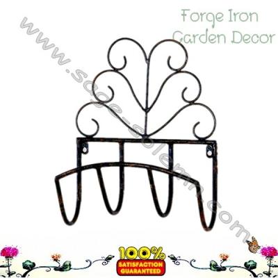 China Adjustable Garden Wrought Iron Hose Holder for sale