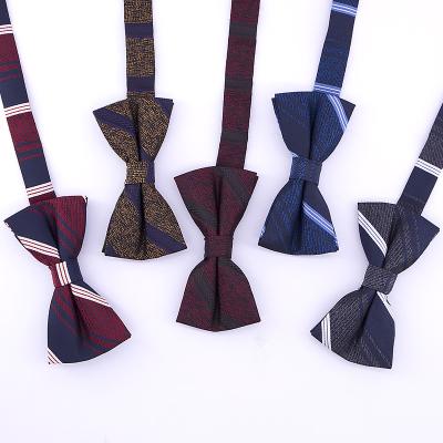 China 100% Handmade RunLin Customized Silk Stripe Decorative Yarn Dyed Woven Business Daily Casual Bow Ties for sale