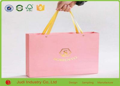 China Bolsos de compras de papel de encargo plegables de las bolsas de papel de lujo de Kraft con la cuerda del algodón en venta