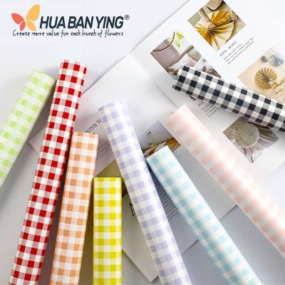 China Grid Lattice Bouquet Wrapping Paper Waterproof Craft Thicken Matte 60x60cm DIY Gift Handmade Decoration Floral Wrapping Scrapbooking Paper for sale