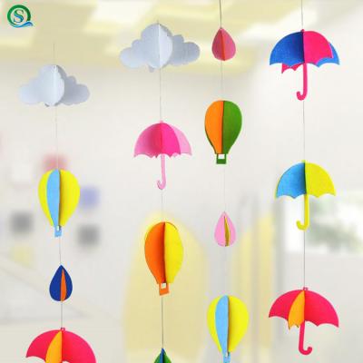 China 100% Eco-friendly Hot 3D Air Balloon Decorations Felt Hanging Garland For Birthday Party Decor for sale