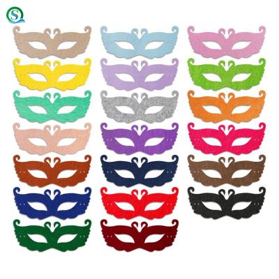 China Christmas Masquerade Felt Masks Mardi Gras Party With Colorful Swan Mask for sale