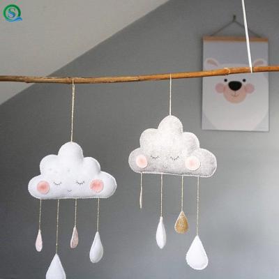 China Soft Toy Hot Sales Baby Nursing Decoration Crib Mobile Felt Toys Hanging Cloud Moon for sale