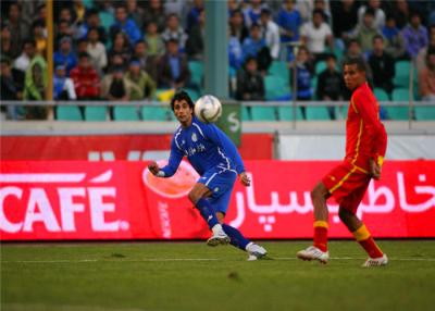 China El estadio de fútbol video al aire libre de HD LED llevó brillo de la pantalla de visualización alto en venta