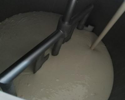 Chine Haut gâteau de tasse d'automation faisant la machine avec la surface de soufflage de sable à vendre