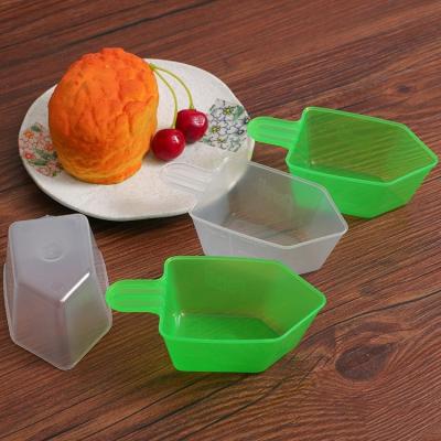 China 125ml BPA Free Clear Scoops Plastic Measuring Cup /Cup Large Measuring Cup for sale