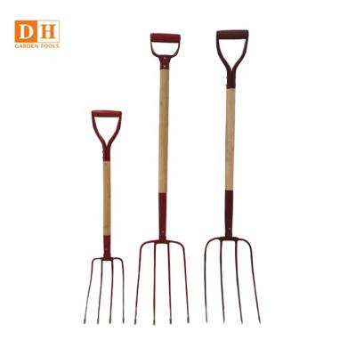 China Red forks for gardens with high quality steel forks and wooden handles made in China F102 for sale