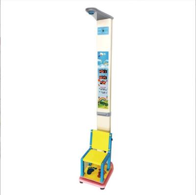 China Rango de altura 50-150 cm Balanza electrónica médica para niños para el peso y la altura sentada en venta