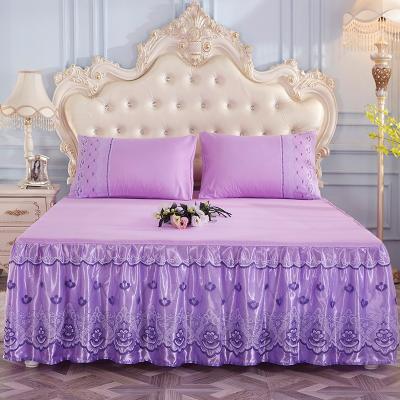 China Amazon Supplier Home American Microfiber Lace Up Printed Prints Bedclothes Bedding Set Cover Skirt Skirts For Home Bedding for sale