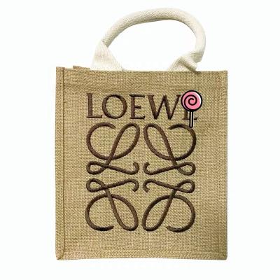 China Recyclable Same Style Embroidered Jute Embroidered Jute Art Hand B/l Shoulder Tote Bag for sale