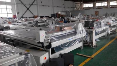 Cina Alta precisione di plastica della tagliatrice del bordo dello strato del bordo pp per la pubblicità in vendita