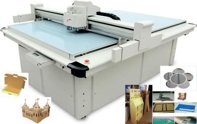 China 30mm CNC-Karton-Kasten-Schneidemaschine-optionaler Router mit variabler oszillierender Steuerung zu verkaufen