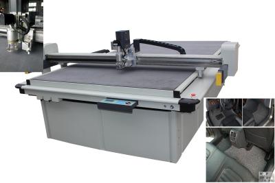 Chine Tapis professionnel faisant le système de coupe de machine/tapis pour le matériel automatique de décoration à vendre