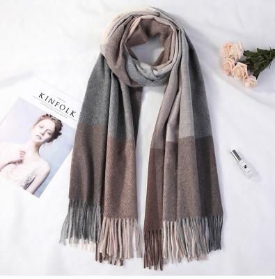 China 2021 Tassel Wool Knitted Plus Size Designer Custom Quality Winter Stylish Plaid Scarf With Tassels for sale