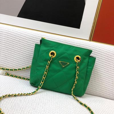 China Luxury 2022 Chain Crossbody Bags For Women Elegance Ladies Sling Bag Fashion Shoulder Purses for sale