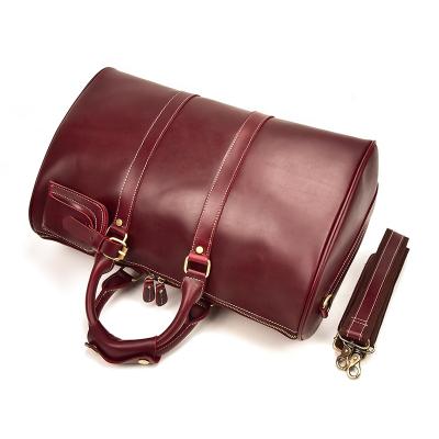 China Fashion Wine Red Gym Bag Men Durable Stylish Genuine Leather Duffel Bags For Travel for sale