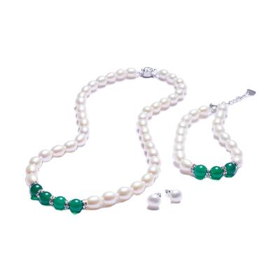 China Office Set High Quality Green Agate White Freshwater Pearl Necklace Mother of Pearl Necklace for sale