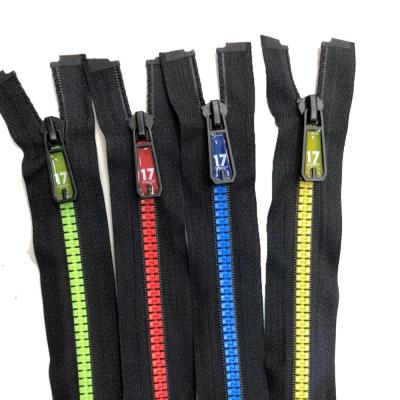 China Special Teeth 5# Special Bright Teeth Plastic Zipper For Sportwear for sale