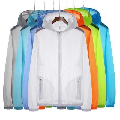 China Anti-wrinkle winter factory direct sales custom printed men's hooded zippered coat for sale