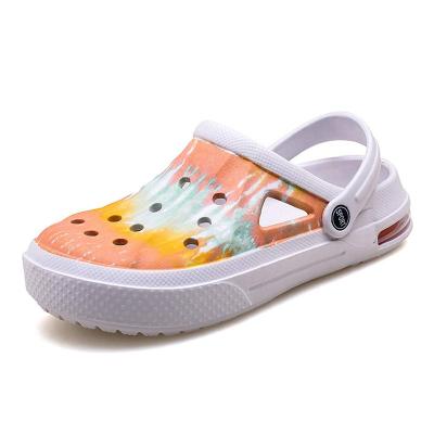 China Relaxlines Anti-Slippery Daily Home 3D Print Neutral Adult Classic Hole Shoes Summer Beach Sandals Clogs Shoes for sale