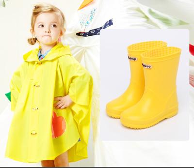 China 100% Waterproof Manufacturer Plastic Dripdrop Design Qinghong Standard Cheap Kids Rain Coat for sale