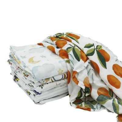 China 2021 Hot Selling Good Quality Anti-pilling Muslin Blanket Skin Friendly Wrap Wrap 2 Layers Bamboo Cotton Wrap Ultra Soft Muslin Wrap for sale