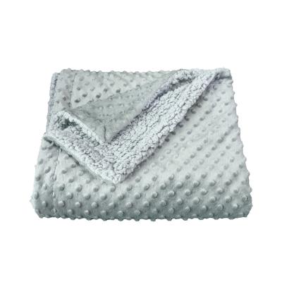 China 5 Star Review Shaggy Fluffy Minky Dot Machine Washable Super Sherpa Pet Blanket Custom Made Waterproof for sale