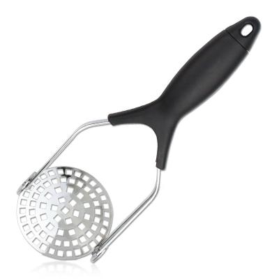 China Sustainable Premium Food Grade Kitchen Stainless Steel Fruit Vegetable Masher Potato Crusher for sale