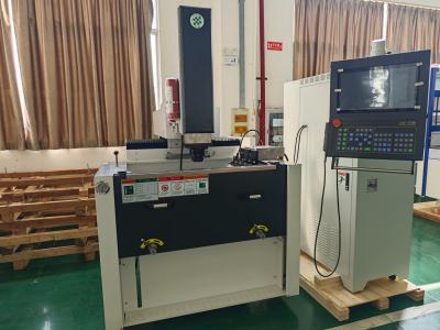 Chine Demande personnalisée pour une machine à couler à la décharge électrique par érosion par étincelle EDM650h à vendre