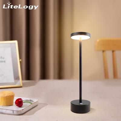 China Custom idea designer hotel restaurant home table lamps long distance read friendship lamps with light of life for sale