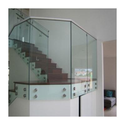 China Reasonable design glass table standoffs covered patio standoff with privacy wall for sale