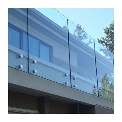 中国 Tempered Clear Glass Balcony Railing Outdoor Frameless With 12mm Glass 販売のため