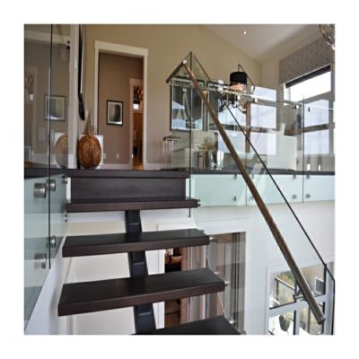 中国 Standoff Brackets Wall Mounted Glass Railing Stainless Balustrade Fittings 販売のため