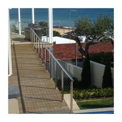 中国 Porch columns and railings decks with cable wire as railing 5 foot welded wire fence 販売のため