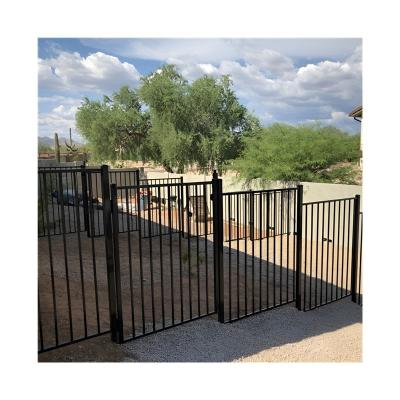 中国 Outdoor Wrought Iron Fence Modern Garden Decorative Metal Fence 販売のため