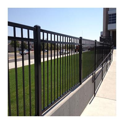 中国 Metal Wrought Iron Fencing Galvanized Steel Pickets Border Backyard Fence 販売のため