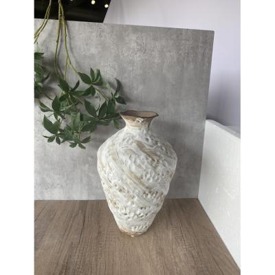 China Minimalist Unique Textured Vase Home Decor Art Design And Vase Vase Tabletop for sale