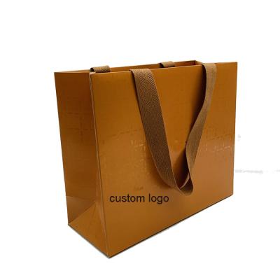 China High Quality Recycled Materials Factory Logo Custom Shopping Paper Bags for sale