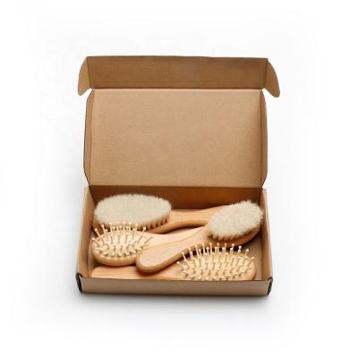 Chine Une brosse pour bébé en bois personnalisé avec des brosses douces en poils de chèvre naturels 4pcs à vendre