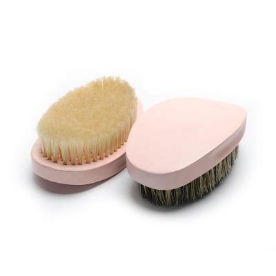 China Pink Oval Wave Brush Holzgriffe Wildschwein Bristle mit eingraviertem Logo zu verkaufen