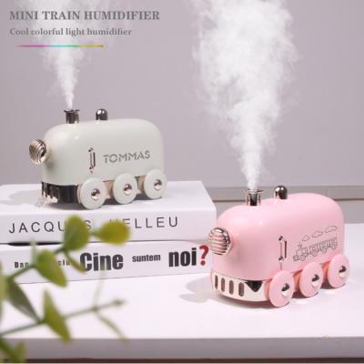 China 300ml Retro Car Ultrasonic Humidifier Mini Train Usb Air Diffuser Essential Oil Fogger Fogger Maker With Color Led Light for sale