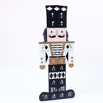 China Creative Europe Christmas Count Down 24 Wooden Calendar Drawer Nutcracker Soldiers Home Decoration Wood Opens for sale