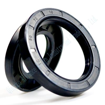 China National Mechanical Big Size Mud Water and Dust Resistance 50*70*10 NBR FKM TC Oil Seals For Cars Te koop