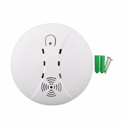 China WIFI+GSM+GPRS High Sensitivity Wireless Smoke Detector Home Alarm Smoke Sensor App Control for Home Security for sale