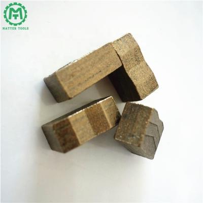 China Cutting Granite Widely Used In India Market 2000mm Single Blade Diamond Segment For Granite for sale