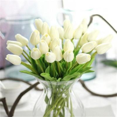 China Artificial Tulip Bouquet Touch Flower Wedding Decoration Artificial Flowers Bride Real Homes Garden Decoration Tulip Artificial Flower for sale