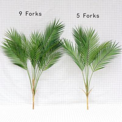 China Eco-friendly wholesale palm leaf products artificial palm leaves for home decoration for sale