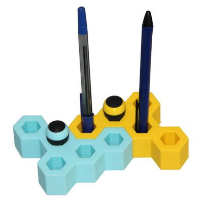 China Universal Silicone Pen Display Stand Morden Shape Pen Stand With Honeybee House for sale