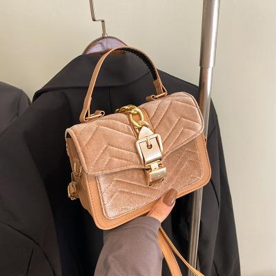 China 2022 New Fashion Velvet Small Square PU Shoulder Bag Women's Delicate Cross Body Bag Handbag for sale