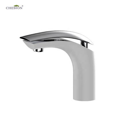 China Contemporary Type Metered Chrome And White Color Basin Bathroom Faucets Decoration Faucet for sale